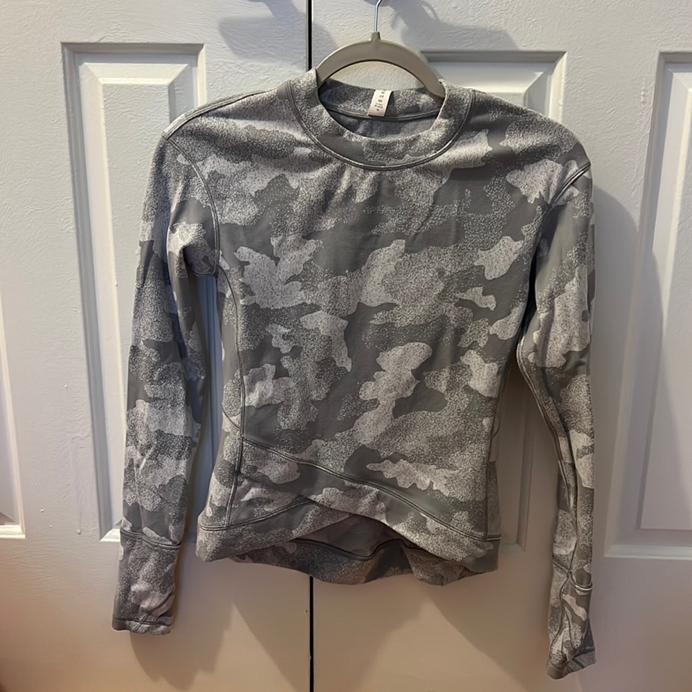 Lululemon gray camo sweatshirt